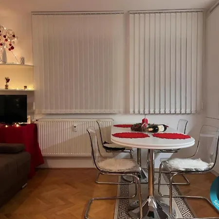 La Casa 77a * Ljubljana